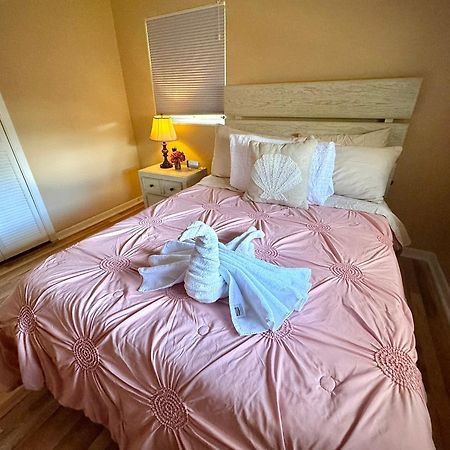 4 Bedroom Clearwater Vacation Home With Amazing Backyard エクステリア 写真