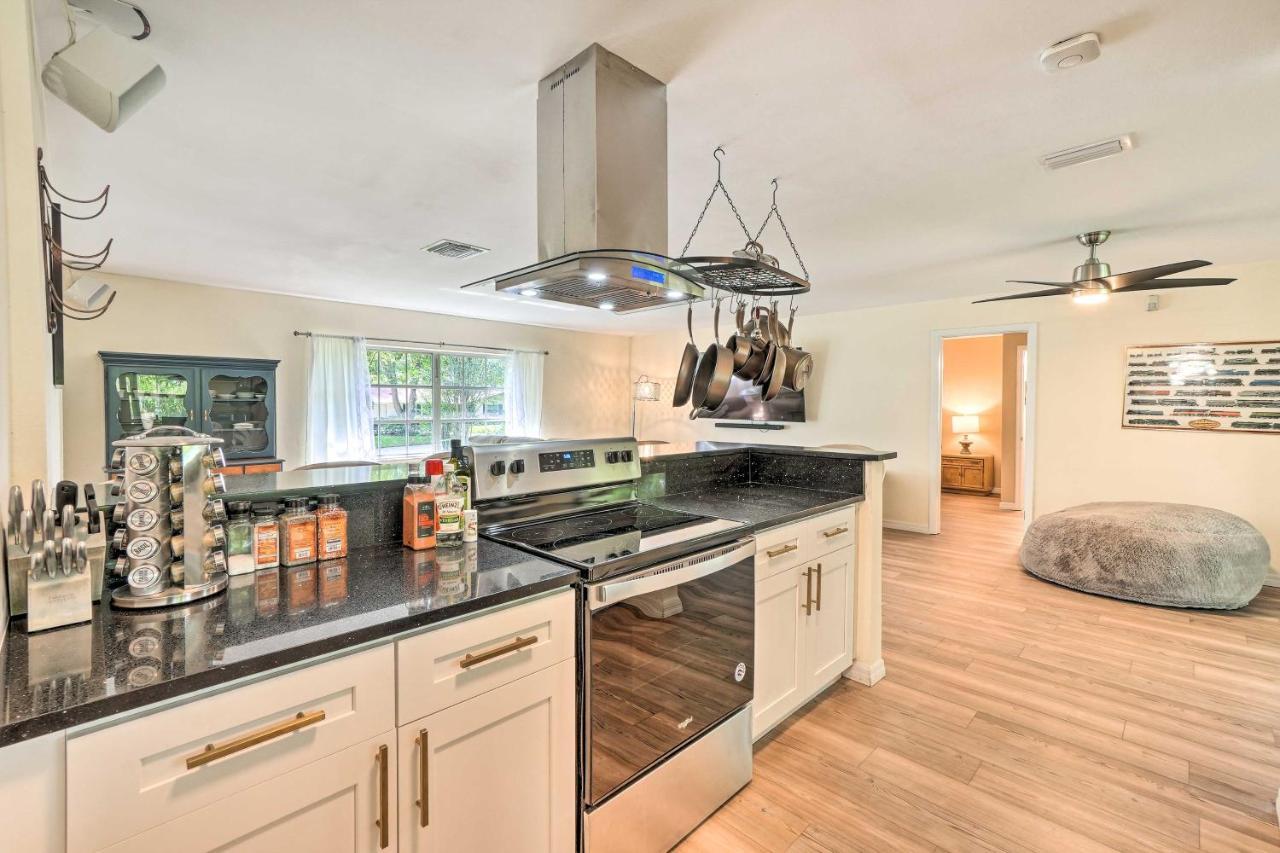 4 Bedroom Clearwater Vacation Home With Amazing Backyard エクステリア 写真